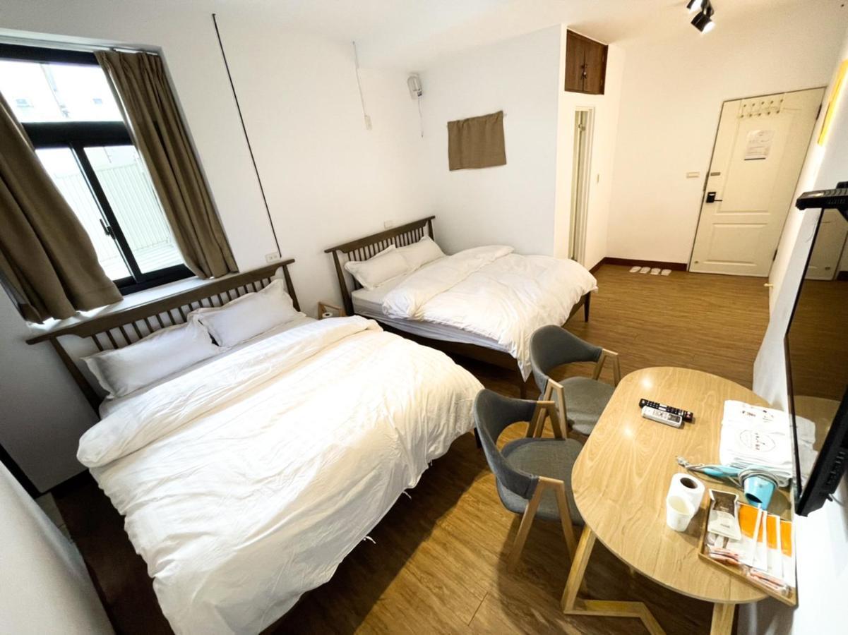 Small Island Homestay Tainan Exterior foto