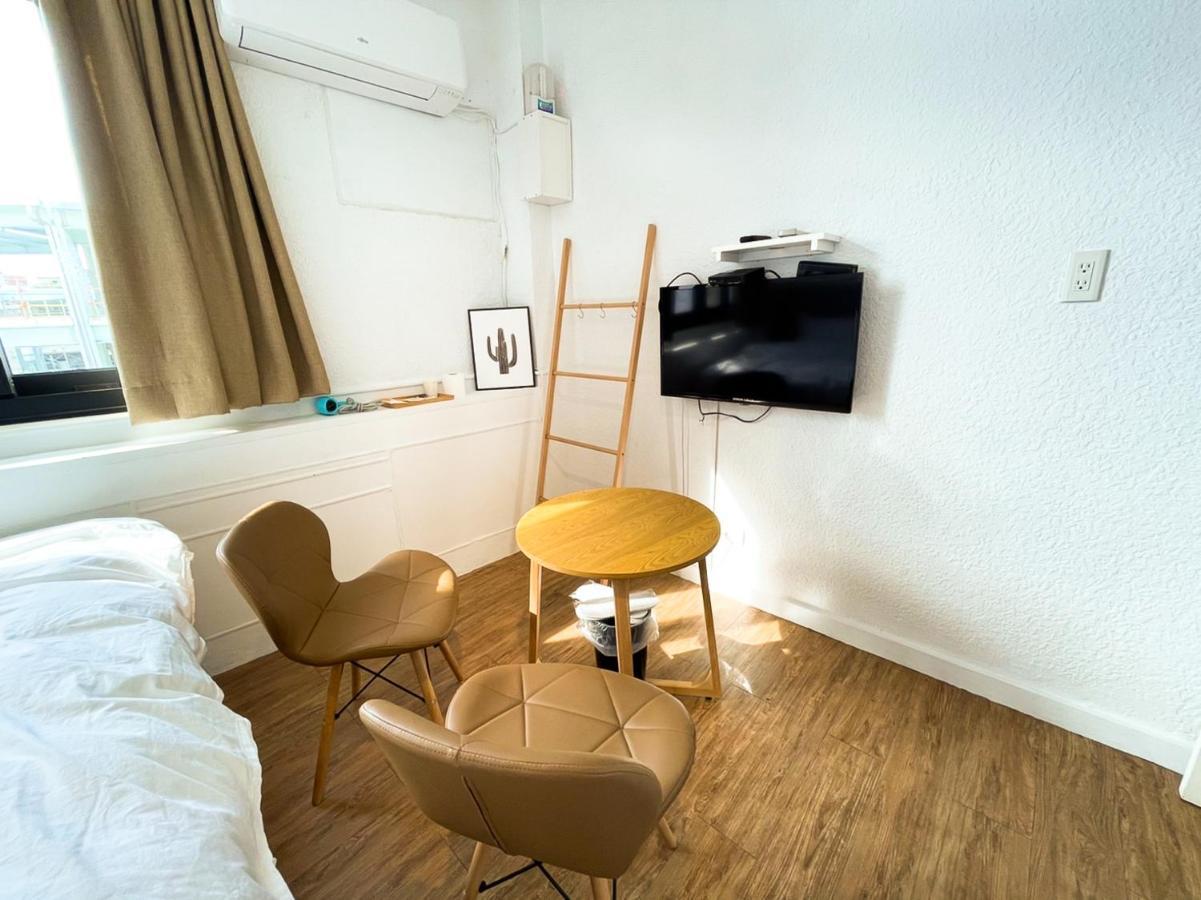 Small Island Homestay Tainan Exterior foto